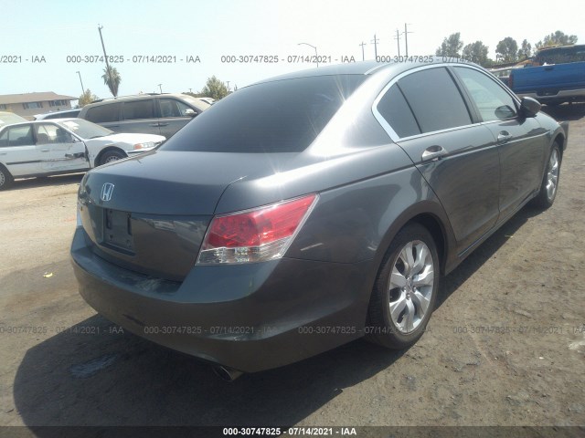 Photo 3 VIN: 1HGCP2F75AA163555 - HONDA ACCORD SDN 