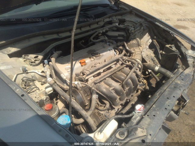 Photo 9 VIN: 1HGCP2F75AA163555 - HONDA ACCORD SDN 