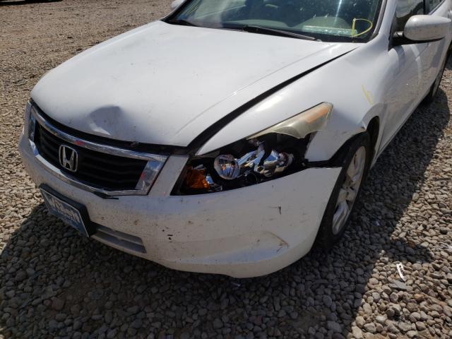 Photo 8 VIN: 1HGCP2F75AA180047 - HONDA ACCORD EX 