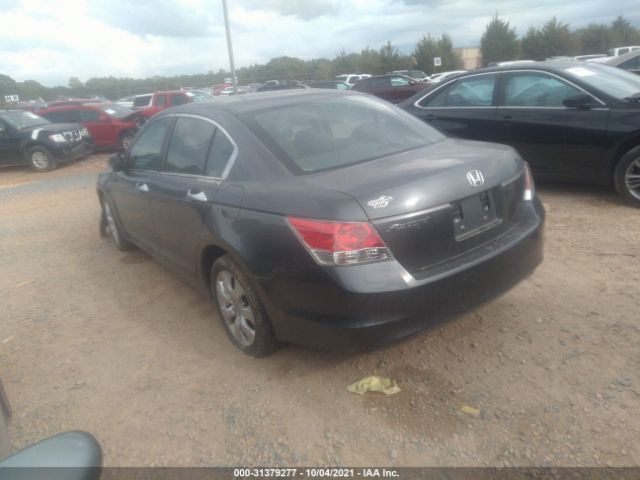 Photo 2 VIN: 1HGCP2F75AA187435 - HONDA ACCORD SDN 