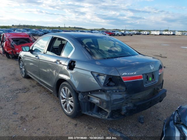 Photo 2 VIN: 1HGCP2F75BA002382 - HONDA ACCORD SDN 