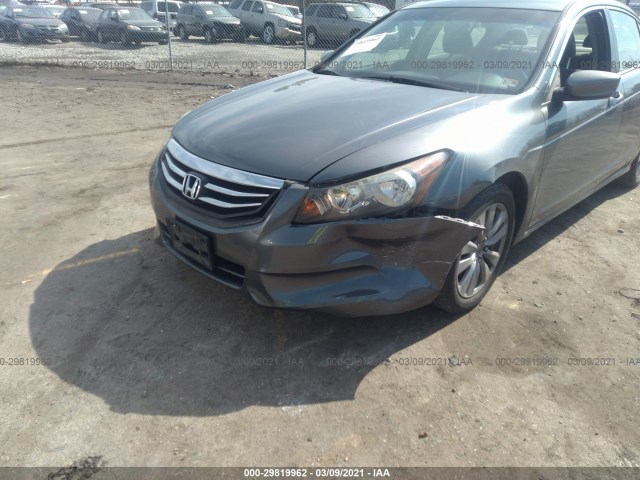 Photo 5 VIN: 1HGCP2F75BA005248 - HONDA ACCORD SDN 