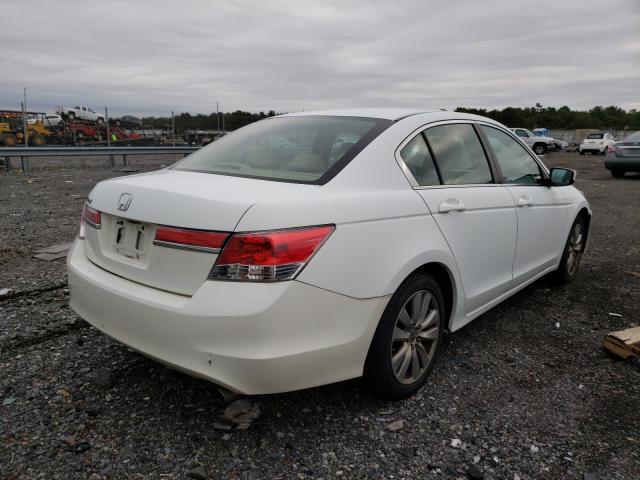 Photo 3 VIN: 1HGCP2F75BA006321 - HONDA ACCORD EX 