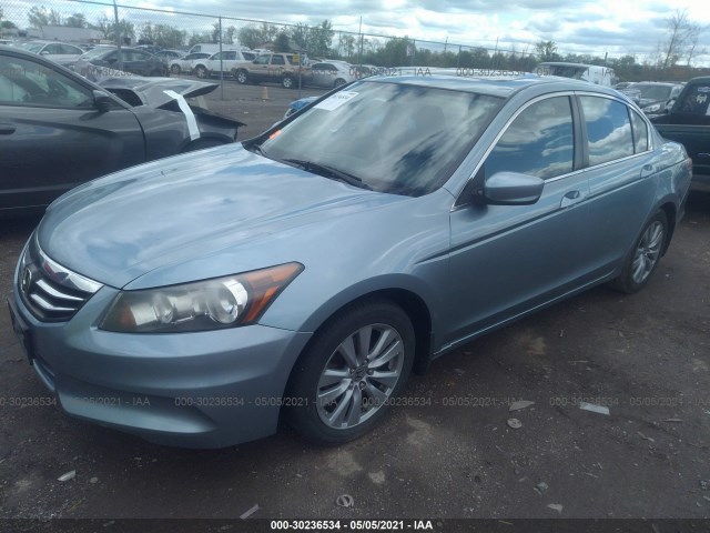 Photo 1 VIN: 1HGCP2F75BA028156 - HONDA ACCORD SDN 