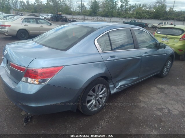 Photo 3 VIN: 1HGCP2F75BA028156 - HONDA ACCORD SDN 