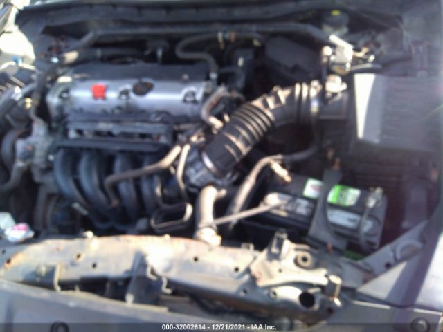 Photo 9 VIN: 1HGCP2F75BA030876 - HONDA ACCORD SDN 