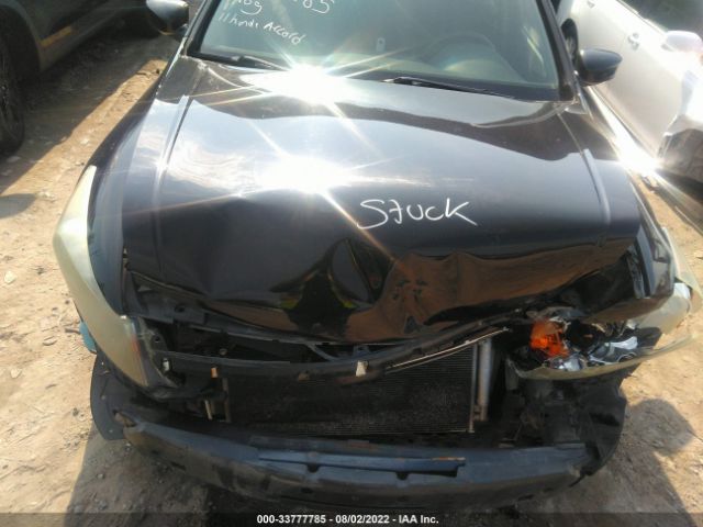 Photo 9 VIN: 1HGCP2F75BA031185 - HONDA ACCORD SDN 