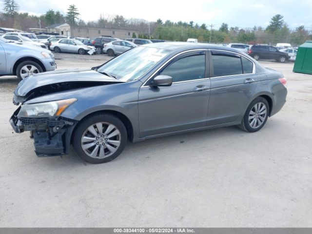 Photo 1 VIN: 1HGCP2F75BA051629 - HONDA ACCORD 