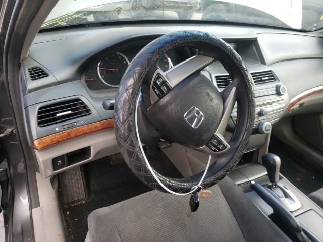 Photo 8 VIN: 1HGCP2F75BA152363 - HONDA ACCORD EX 