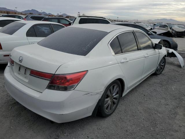 Photo 2 VIN: 1HGCP2F75CA047615 - HONDA ACCORD 