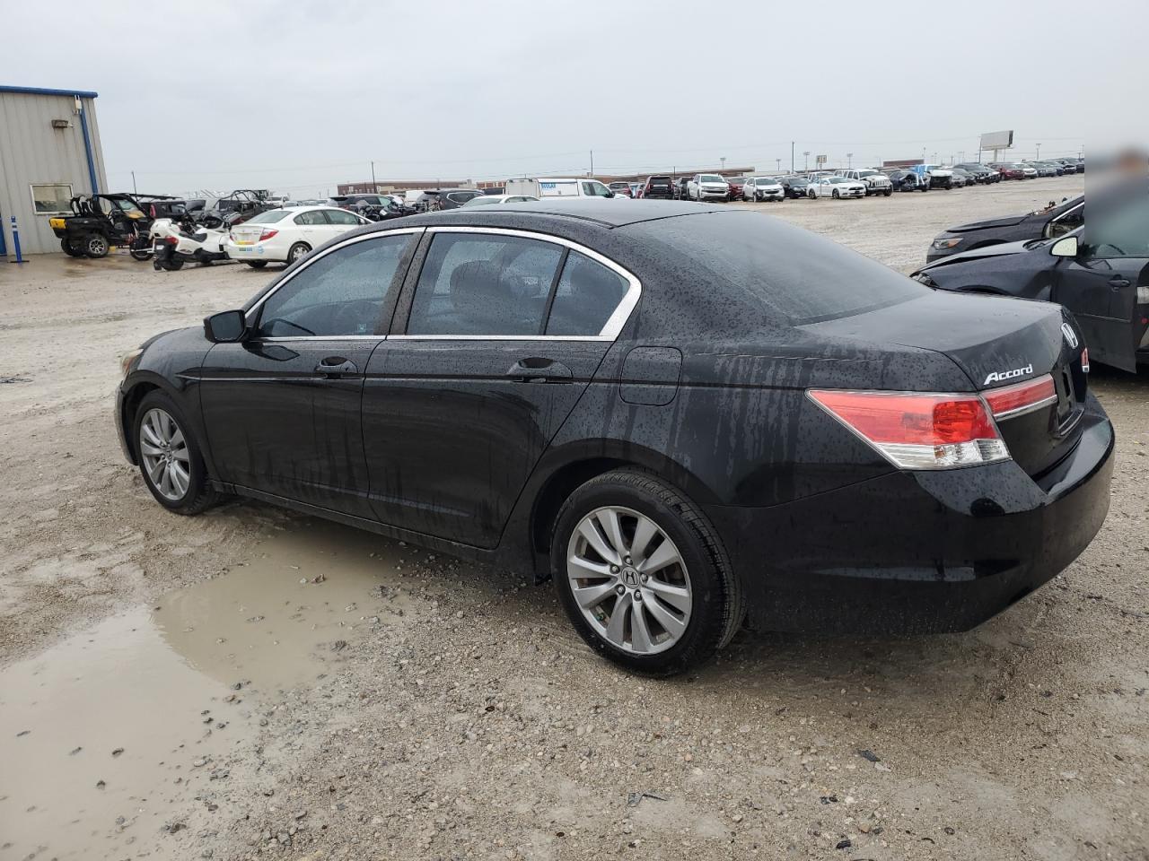 Photo 1 VIN: 1HGCP2F75CA129649 - HONDA ACCORD 