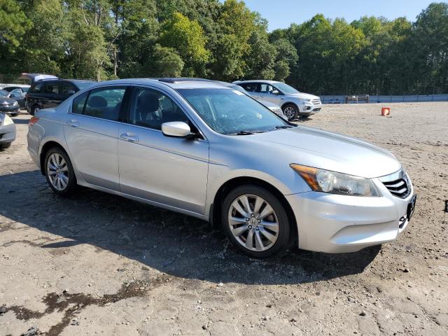 Photo 3 VIN: 1HGCP2F75CA201563 - HONDA ACCORD EX 