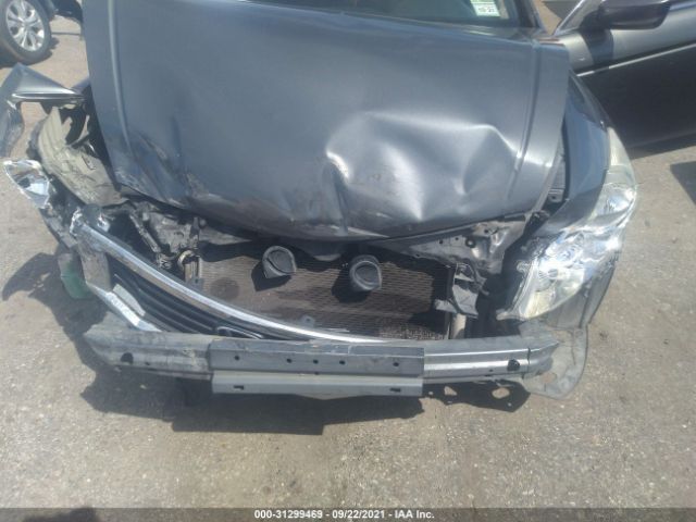 Photo 5 VIN: 1HGCP2F76AA004835 - HONDA ACCORD SDN 