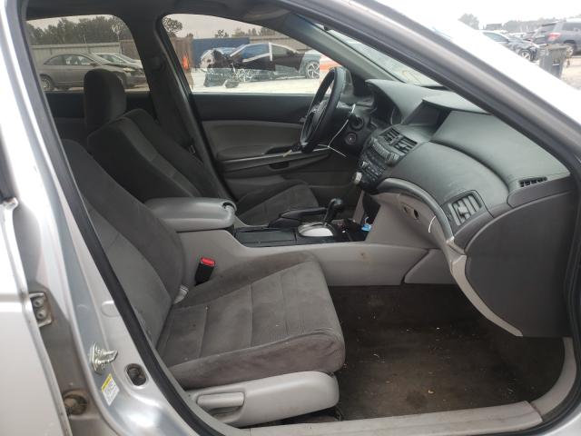 Photo 4 VIN: 1HGCP2F76AA021036 - HONDA ACCORD EX 