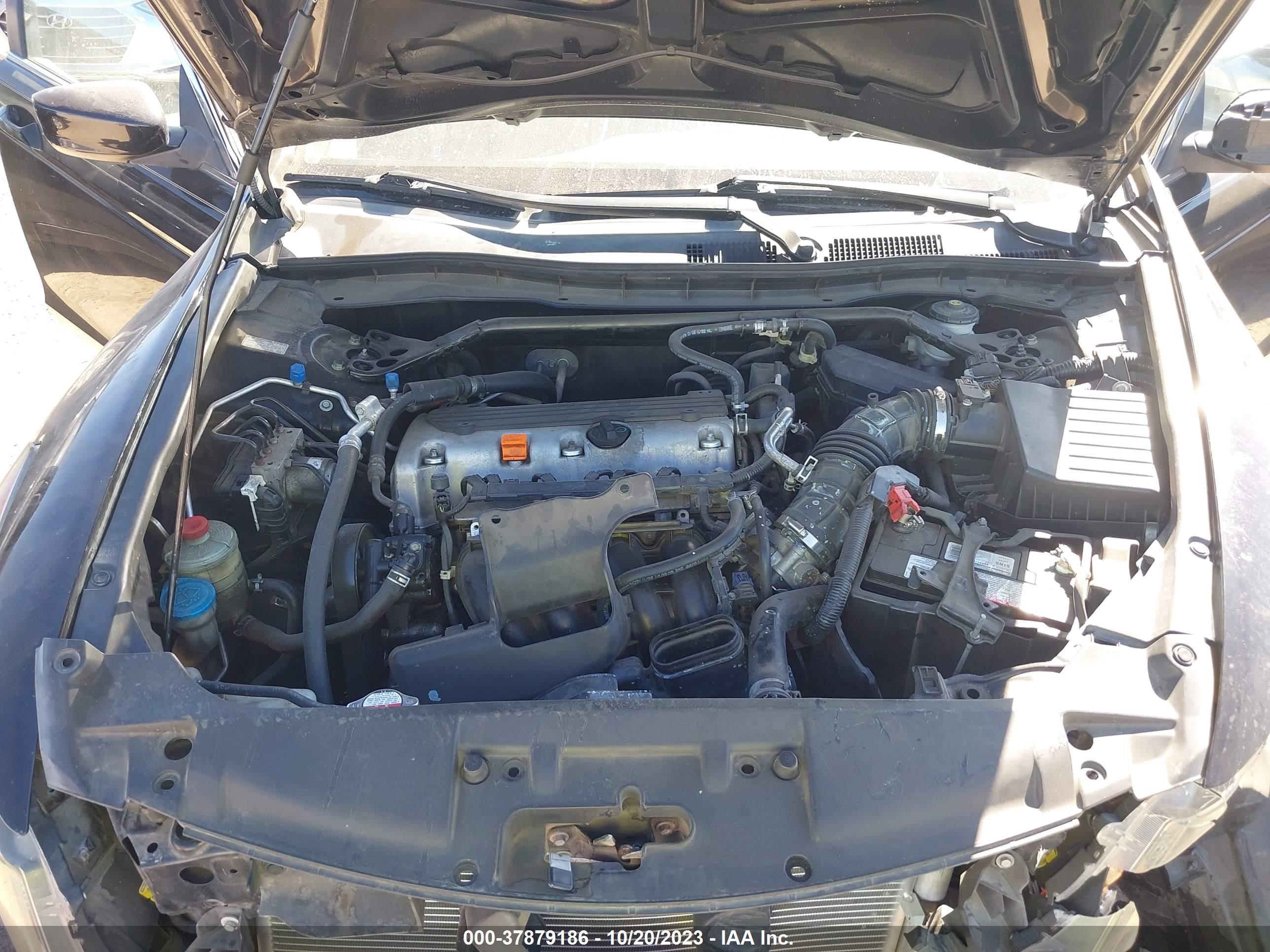 Photo 9 VIN: 1HGCP2F76AA107740 - HONDA ACCORD 