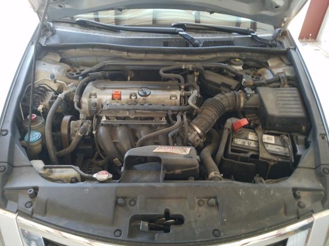 Photo 6 VIN: 1HGCP2F76AA186942 - HONDA ACCORD 