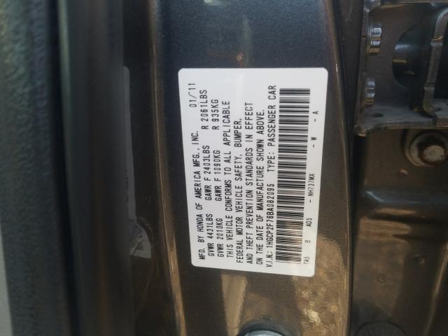 Photo 9 VIN: 1HGCP2F76BA082095 - HONDA ACCORD EX 