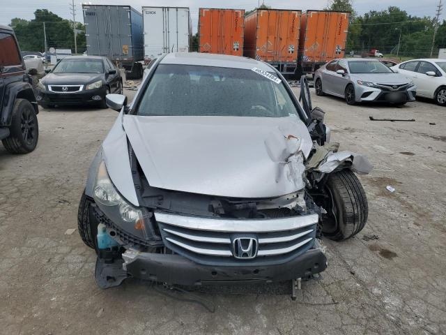 Photo 4 VIN: 1HGCP2F76BA101566 - HONDA ACCORD EX 