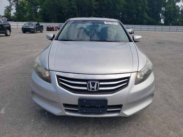 Photo 4 VIN: 1HGCP2F76BA141002 - HONDA ACCORD EX 