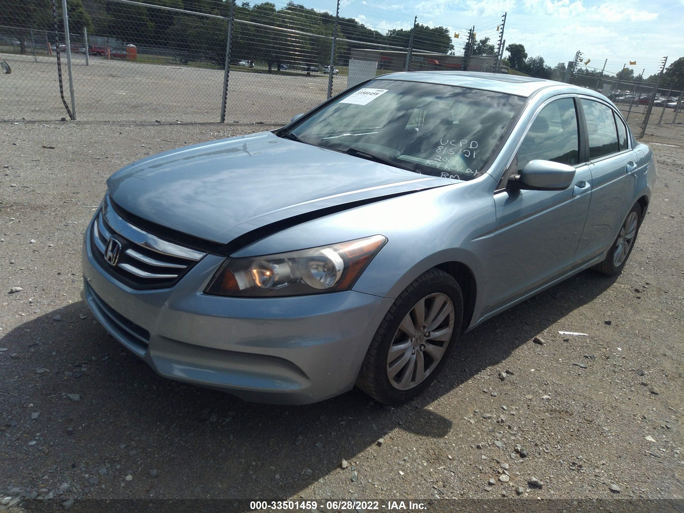 Photo 1 VIN: 1HGCP2F76CA013330 - HONDA ACCORD 