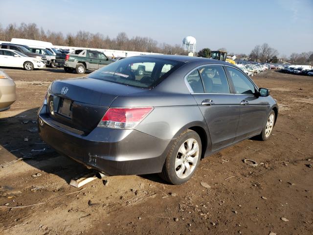 Photo 3 VIN: 1HGCP2F77AA013110 - HONDA ACCORD EX 