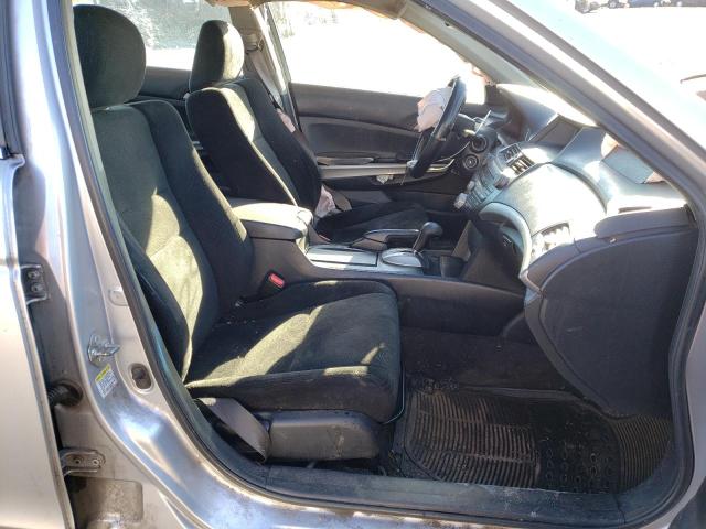 Photo 4 VIN: 1HGCP2F77AA085134 - HONDA ACCORD EX 