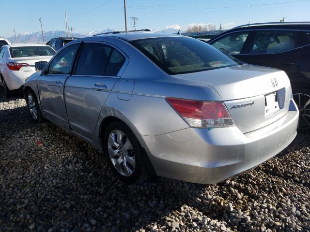 Photo 2 VIN: 1HGCP2F77AA149575 - HONDA ACCORD EX 