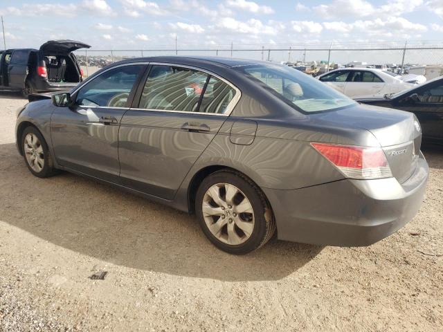 Photo 1 VIN: 1HGCP2F77AA162813 - HONDA ACCORD EX 