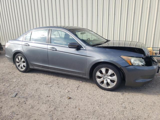 Photo 3 VIN: 1HGCP2F77AA162813 - HONDA ACCORD EX 