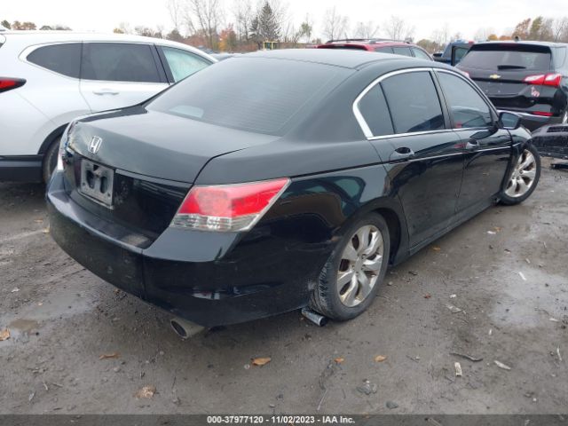 Photo 3 VIN: 1HGCP2F77AA180762 - HONDA ACCORD 