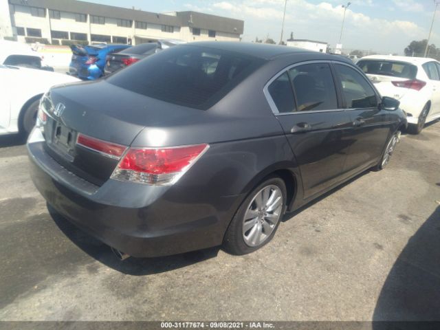 Photo 3 VIN: 1HGCP2F77BA016042 - HONDA ACCORD SDN 