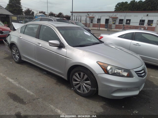 Photo 0 VIN: 1HGCP2F77BA022102 - HONDA ACCORD SDN 