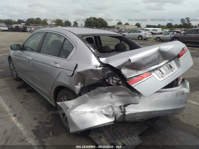 Photo 2 VIN: 1HGCP2F77BA022102 - HONDA ACCORD SDN 