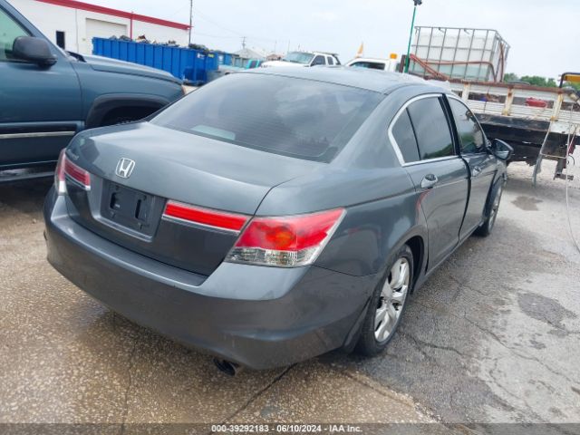 Photo 3 VIN: 1HGCP2F77CA090370 - HONDA ACCORD 