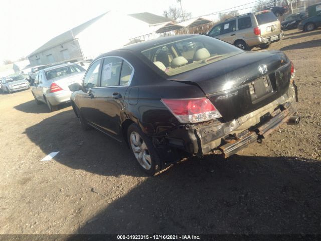 Photo 2 VIN: 1HGCP2F78AA014122 - HONDA ACCORD SDN 