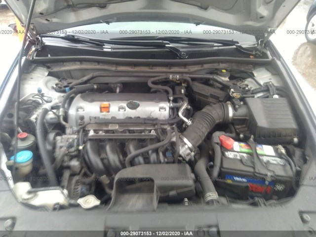 Photo 9 VIN: 1HGCP2F78AA022687 - HONDA ACCORD SDN 