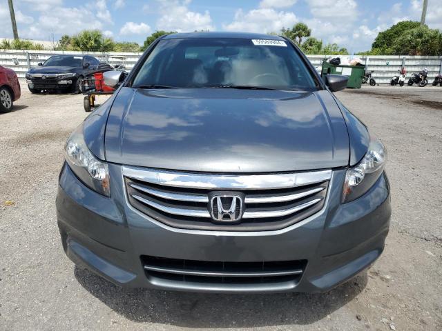 Photo 4 VIN: 1HGCP2F78AA165526 - HONDA ACCORD EX 