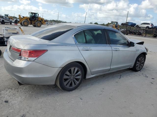 Photo 2 VIN: 1HGCP2F78BA101326 - HONDA ACCORD 