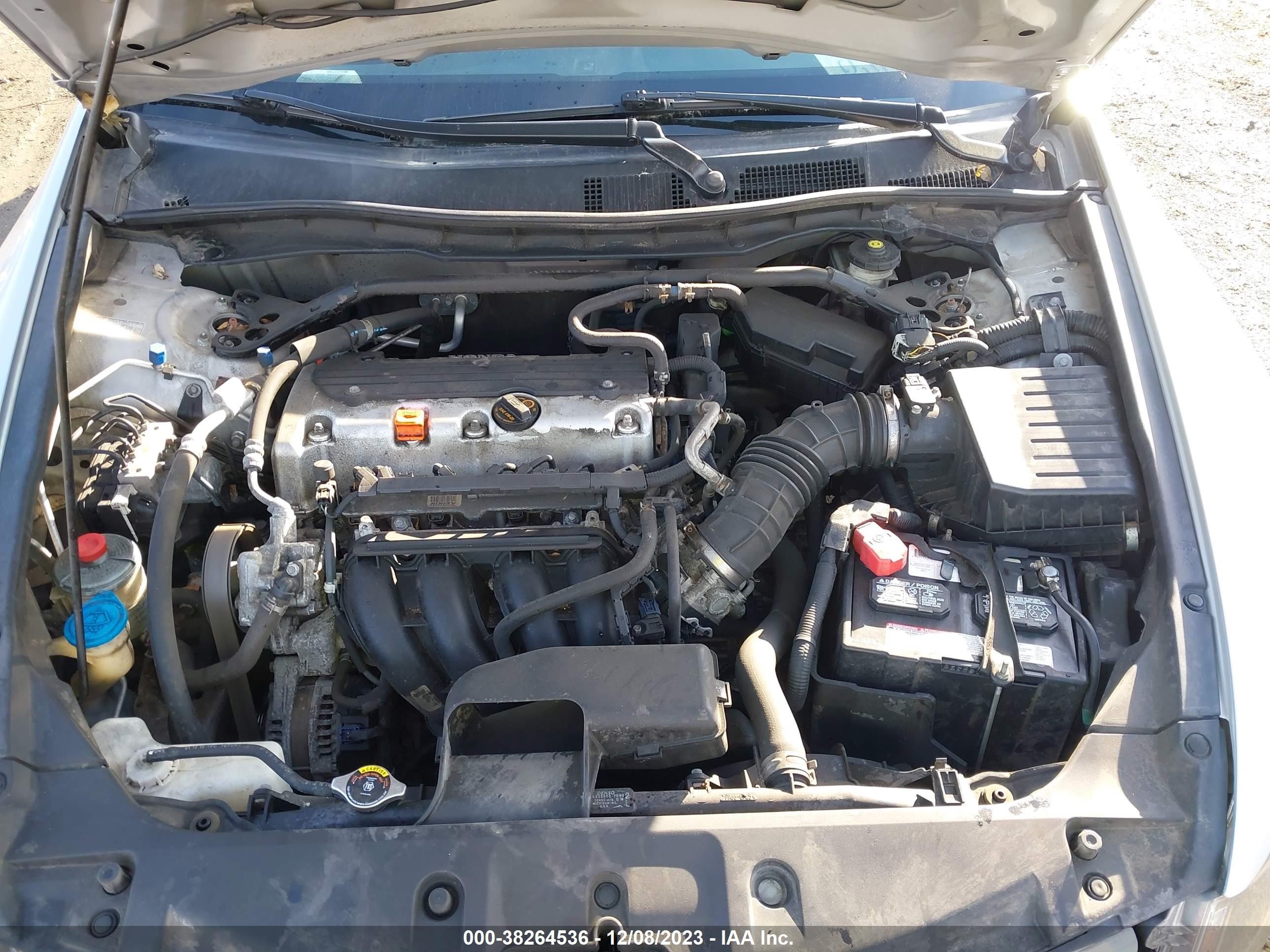 Photo 9 VIN: 1HGCP2F78BA155144 - HONDA ACCORD 