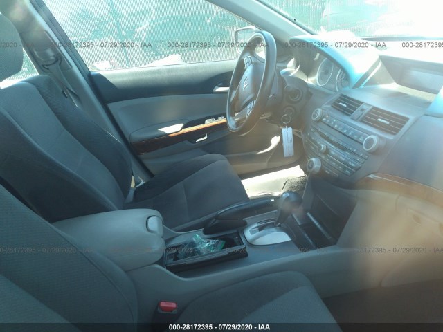 Photo 4 VIN: 1HGCP2F78CA006203 - HONDA ACCORD SDN 