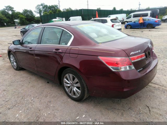 Photo 2 VIN: 1HGCP2F78CA106513 - HONDA ACCORD SDN 