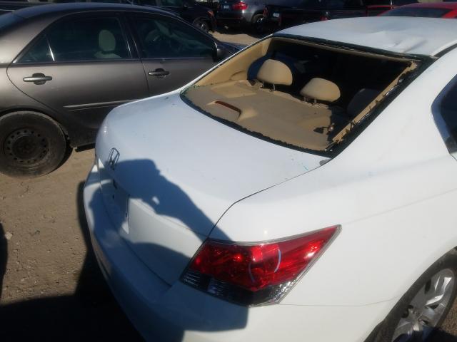 Photo 8 VIN: 1HGCP2F79AA007888 - HONDA ACCORD EX 