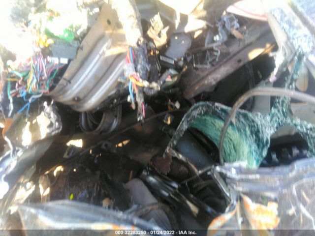 Photo 6 VIN: 1HGCP2F79AA010287 - HONDA ACCORD SDN 