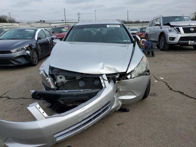 Photo 4 VIN: 1HGCP2F79AA042527 - HONDA ACCORD EX 