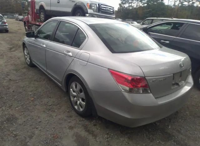 Photo 2 VIN: 1HGCP2F79AA048540 - HONDA ACCORD 