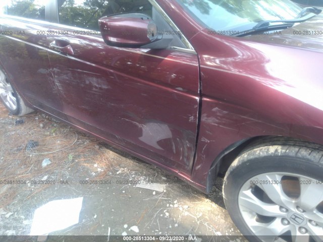 Photo 5 VIN: 1HGCP2F79AA109899 - HONDA ACCORD SDN 