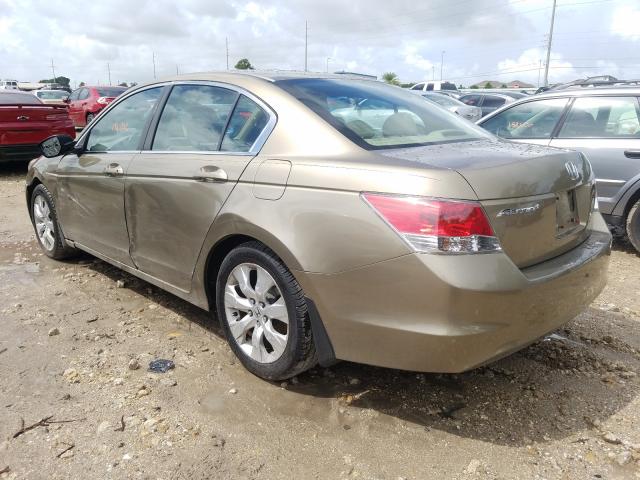 Photo 2 VIN: 1HGCP2F79AA151781 - HONDA ACCORD EX 