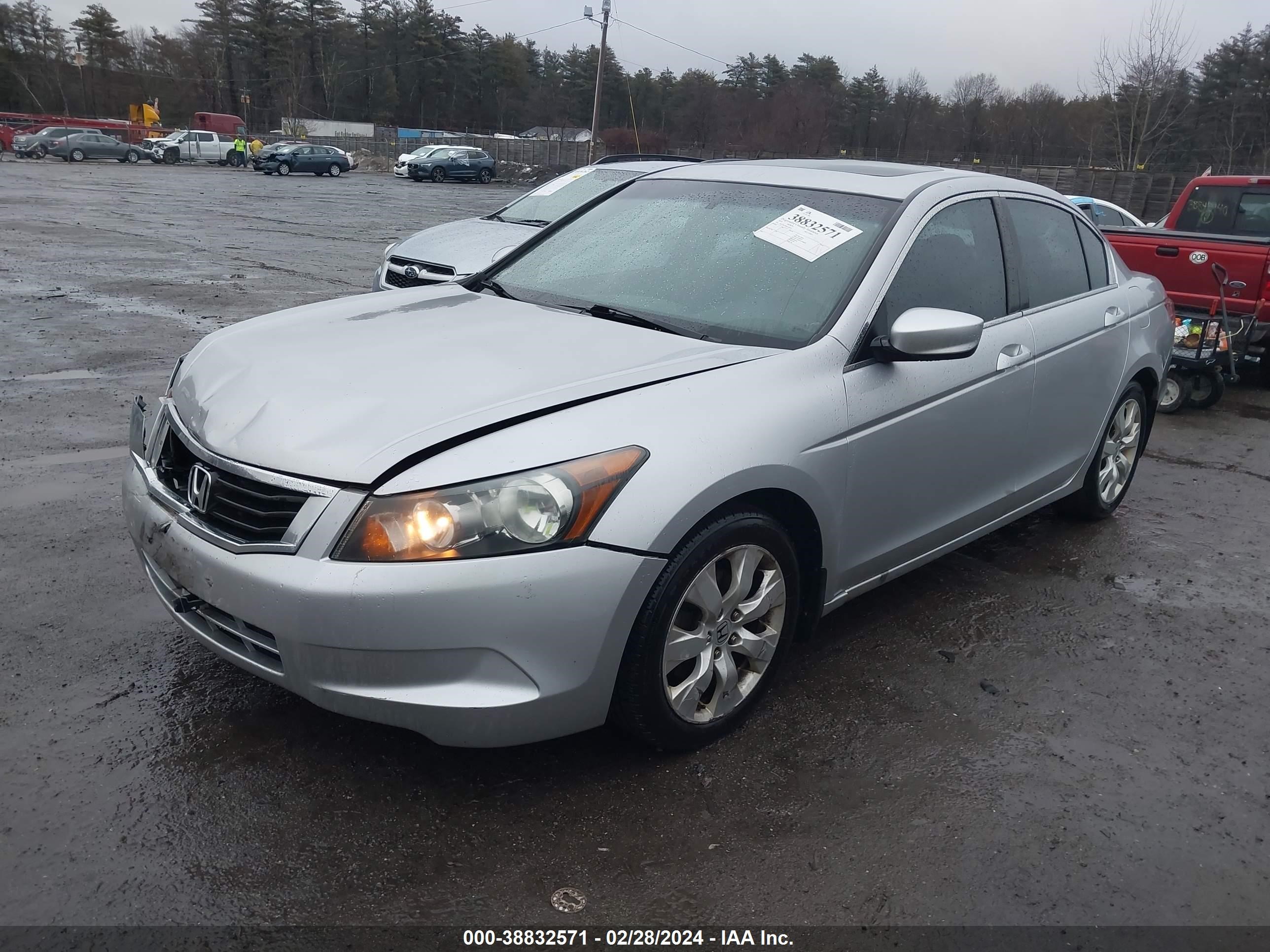 Photo 1 VIN: 1HGCP2F79AA187504 - HONDA ACCORD 