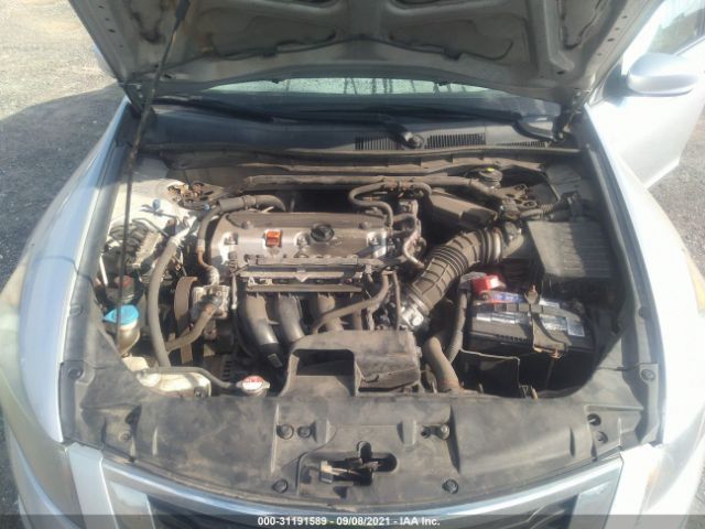 Photo 9 VIN: 1HGCP2F79AA194520 - HONDA ACCORD SDN 