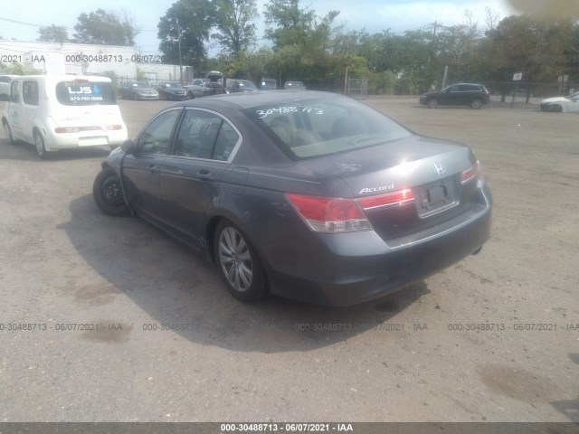 Photo 2 VIN: 1HGCP2F79BA005219 - HONDA ACCORD SDN 